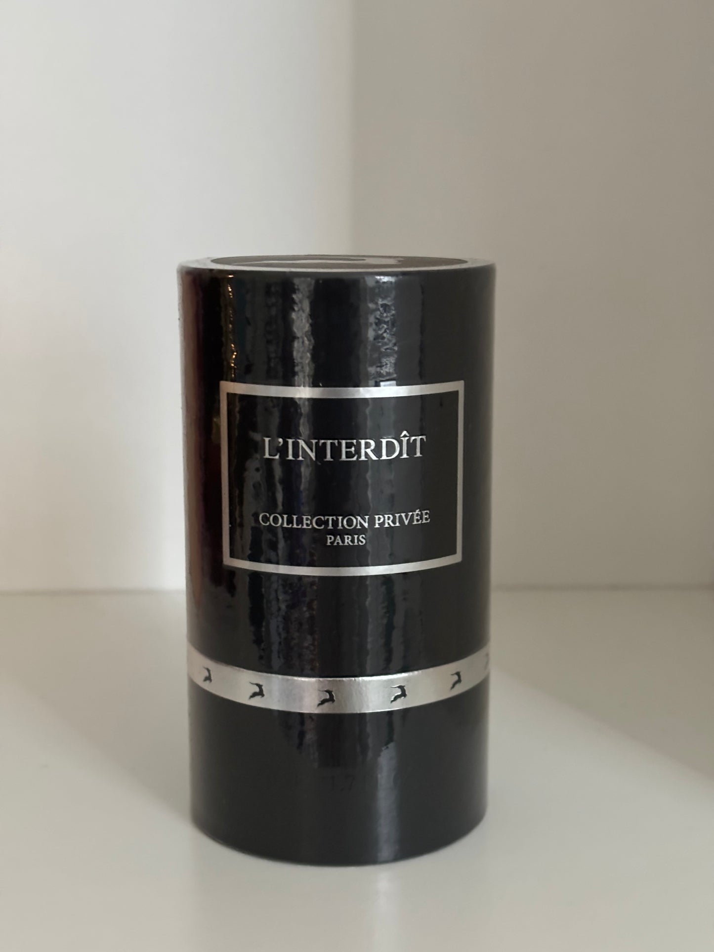 L'INTERDÎT
